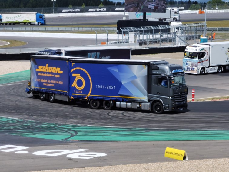 0847 Nurburgring Korso