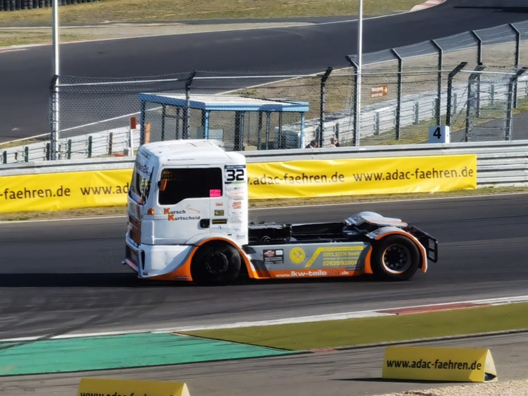 0138 FIA ETRC Truck Grand Prix   Warm up