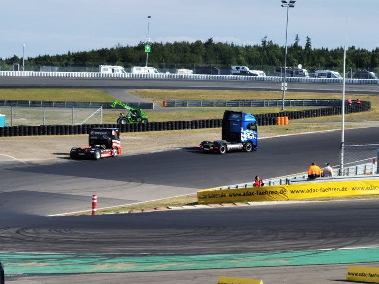 0138 FIA ETRC Truck Grand Prix   Warm up